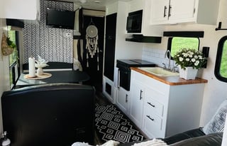 "ALANI"  is a 2017 Jayco Jay Flight