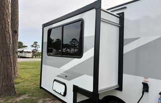 2025 Jayco Jay Flight SLX - Adventure Seeker