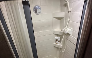 *NEW*2018 Thor "Wendy" RV - Sleeps up to 10 guests