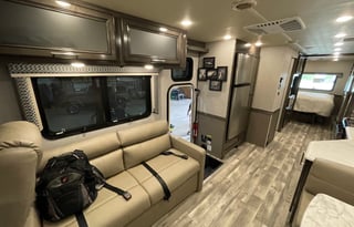 2021 Holiday Rambler Admiral 34J Bunkhouse