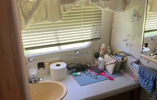 1993 Airstream 25ft rear twin beds