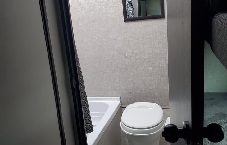 Toilet and Bath/Shower