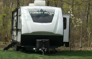 Kid/Pet Friendly Glamper