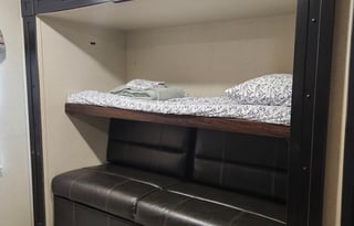 Escape –Spacious and Pet-Friendly Adventure Awaits