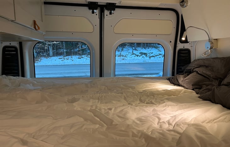 Double Bed with two Reading lights (only one shown)