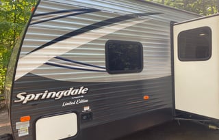 2017 Keystone Bunk house w/outside kitchen