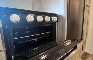 2020 Coachmen RV Freedom Express Select 31SE