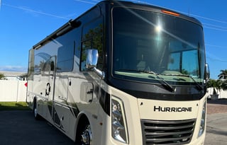 2022 Thor Motor Coach Hurricane 31C