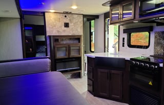 RV Cherokee Black Label 264DBHBL Delivery Only