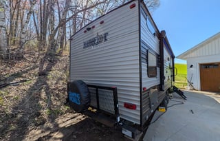 2021 Forest River 28DT – Sleeps 9!