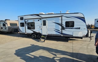 2014 SANDSTORM toy hauler