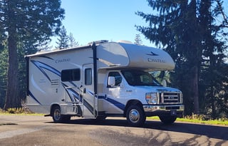 2019 Thor Chateau 22B - Compact Luxury Motor Coach