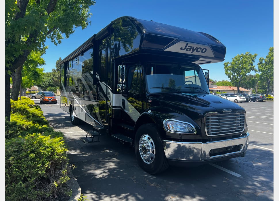 Class C Motor Home rentals in Las Vegas