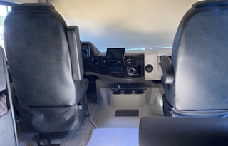 2023 Thor Motor Coach Outlaw 38MB