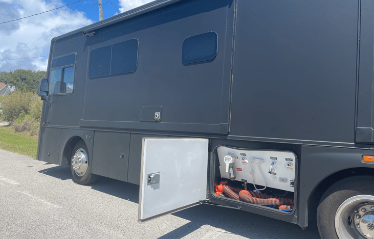 easy to use water hookups