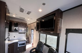 2019 Jayco Talon Platinum 392T