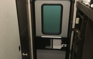 Dutchmen Atlas Fifth Wheel