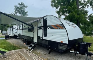 2021 (7556) Forest River RV Wildwood 37BHSS2Q