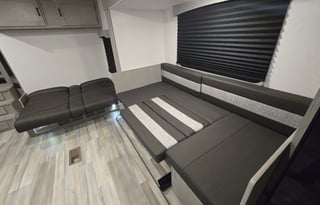 Brand New Clipper, Spacious and Clean