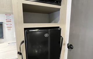 2024 Wildwood Select Sleeps 5 With Bunk Beds!