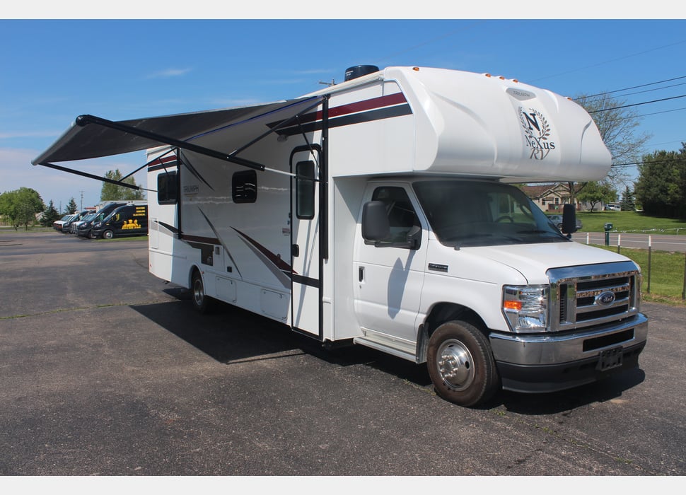 Class C Motor Home rentals in White Lake