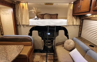 Perfect for a family.Freedom  Elite THOR 29FE