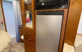 Meet "Grace" 2013 Leisure Travel Van Unity CB