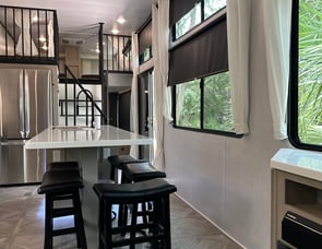 Forest River RV Salem Grand Villa 42VIEW