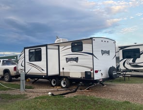 Forest River RV Wildwood X-Lite 230BHXL
