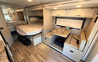 2022 Thor Motor Coach Compass AWD 23TW