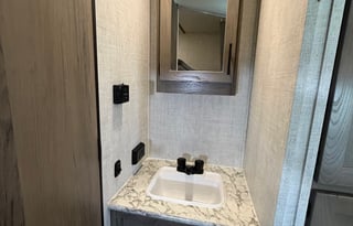 2021 Gulf Stream Kingsport Camper Bunkhouse 248BH