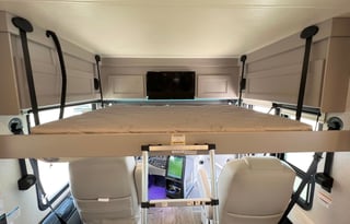 2023 Venetian 1.5 Bath "Suzie"