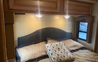 2014 Winnebago - Vista 35B