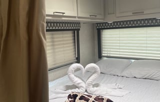 2023 Thor Motor Coach Quantum LC22