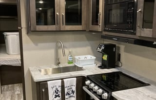 Get s’more with our RV! 2022 Transcend Xplor 265BH