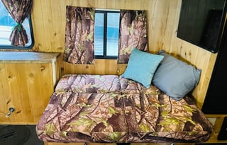 2015 Forest River Heat/AC & Extra Amenities