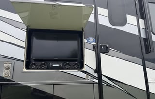 Adventure in Luxury - Forest River Georgetown XL