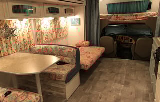 "Pearl" Sunny Beach House RV - Families love it!