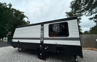 BRAND NEW!! 2025 Bailey Hideout