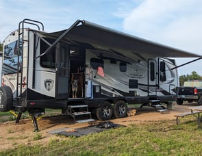 Outdoors RV Black Stone Titanium Series 250RDS