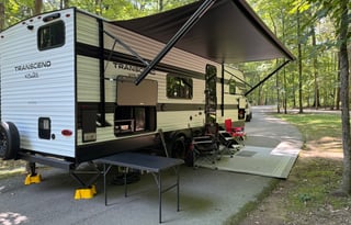 Cozy Nomad: Book Your Escape