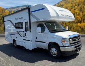 Thor Motor Coach Four Winds 19X