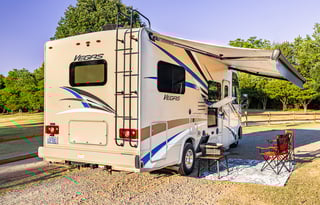 Compact, Luxurious, and Fully Stocked Motorhome!