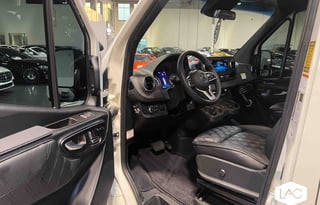 NEW! 2024 Mercedes Benz Luxe Cruiser w/ Bathroom!