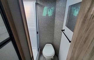 Eastern Shore Retreat: 2021 Minnie Winnie 2100BH