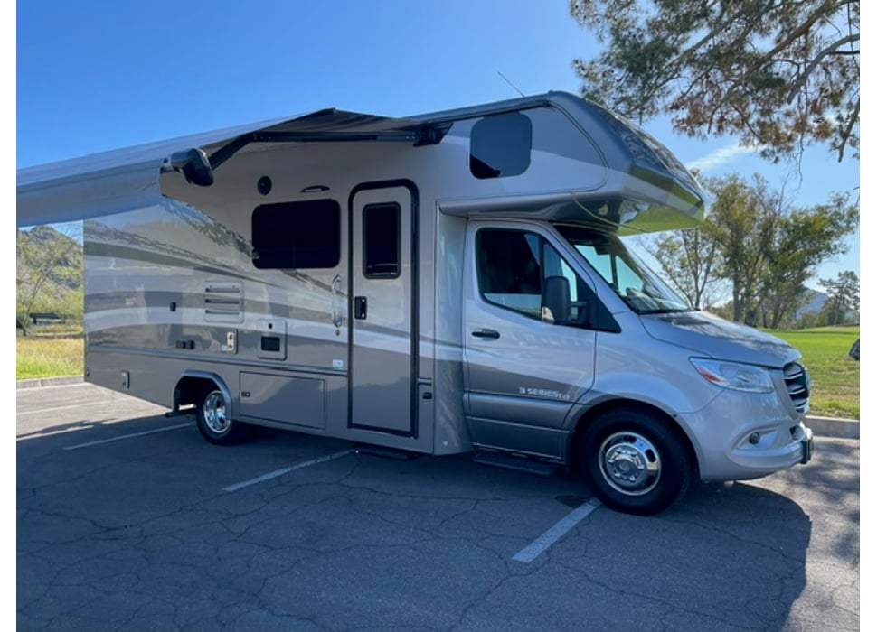 Class C Motor Home rentals in Phoenix