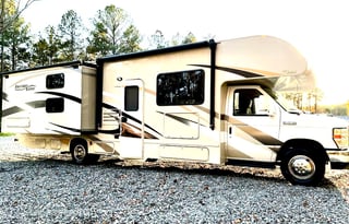 Bunk Floorplan Freedom Elite 30FE - Sleeps 8!