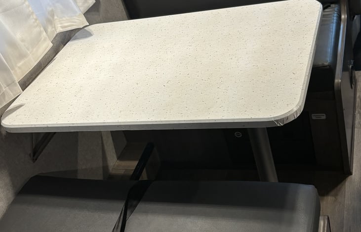 Dinette - Converts to Double Bed