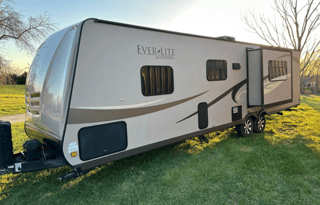 2011 EverGreen RV Ever-Lite 32MKS