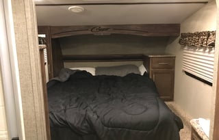 2017 Cougar XLITE 26RLS